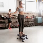 Fitness Step Machine, Mini Step Machine With Resistance Band, Home Fitness Equipment With 330.7LBS Load-bearing Capacity, Hydraulic Fitness Step Machine With LCD Display Screen